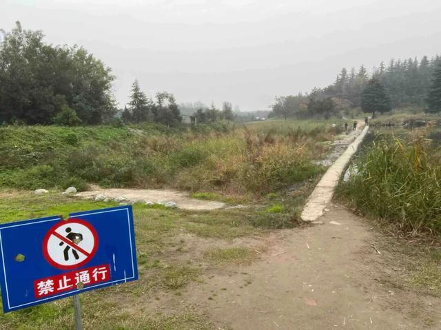 园适老化方面这些做得还不错但还有改进空间AG真人平台华商报记者走访了12座城市公(图33)